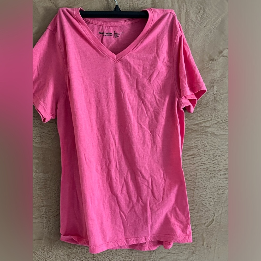 Preloved Foot locker Small Pink Tee